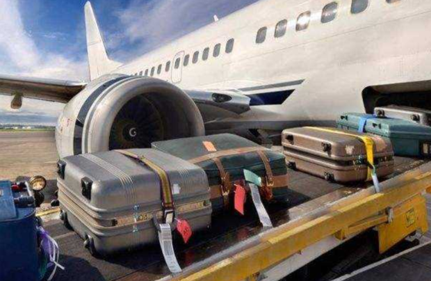 托運(yùn)行李箱一定要上鎖嗎?